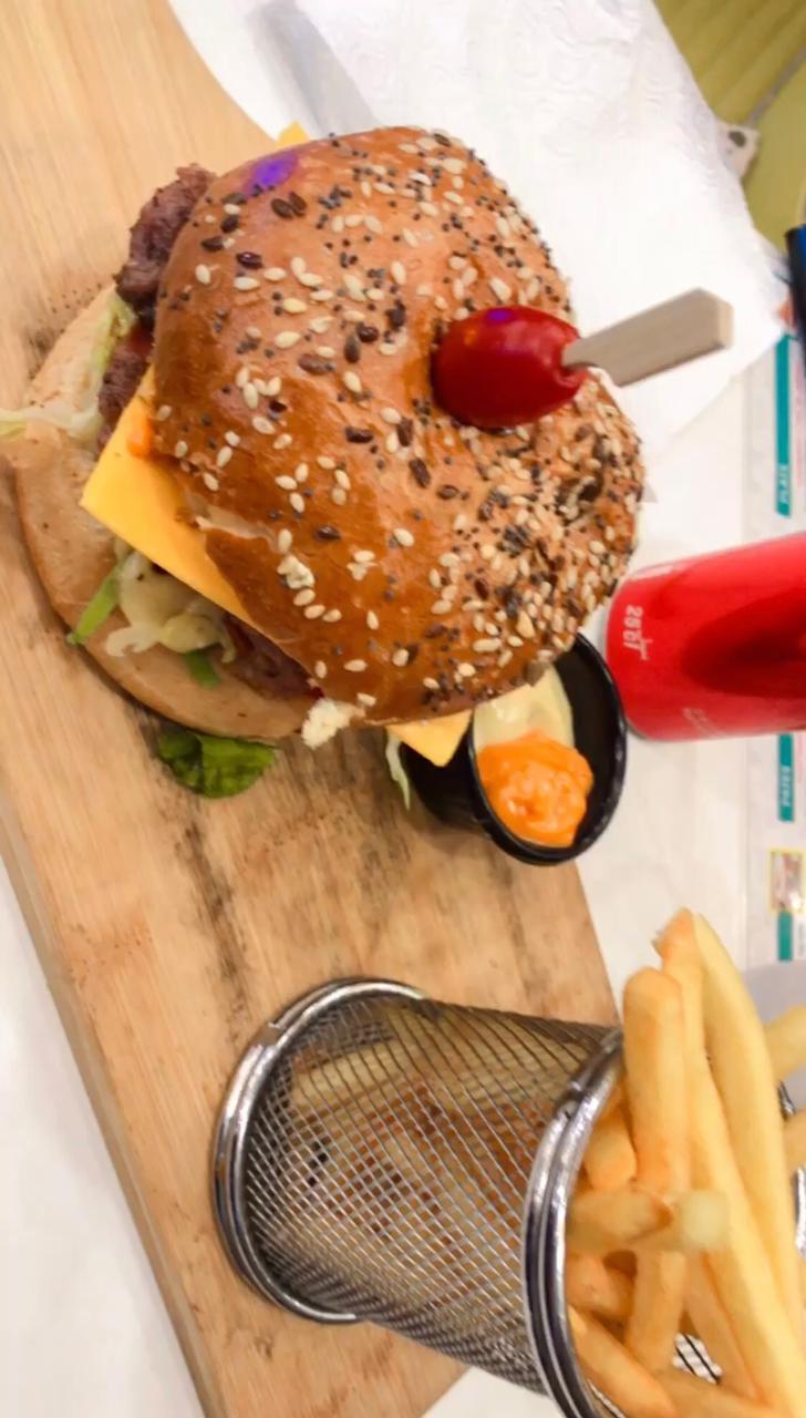 Cheese Burger